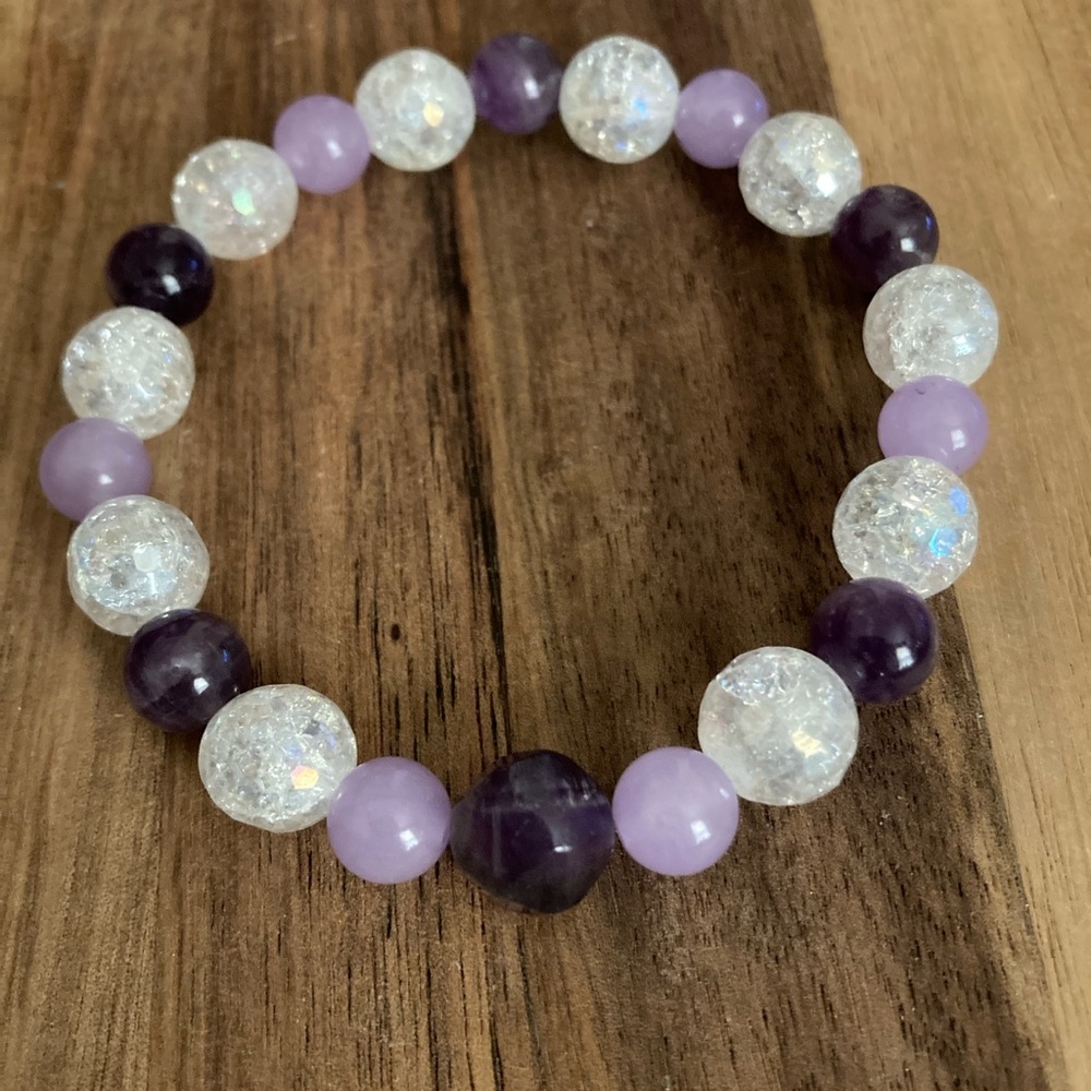 Handmade Beaded Bracelet w/ Amethyst, Dyed Jade, and Plated Glass